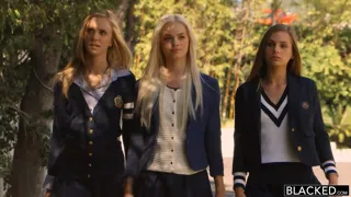 Elsa Goes to Hollywood