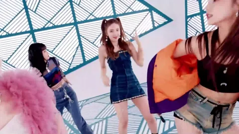 Kpop Pmv Itzy - Blah Blah Blah