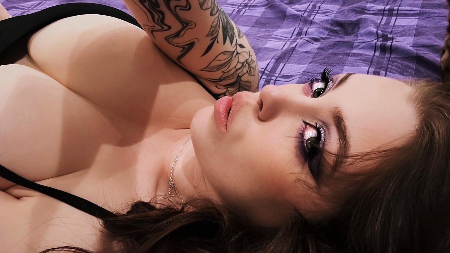 Prettiest girl on the internet - NoFaceBaby PMV