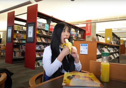 Elle Lee Birth Control