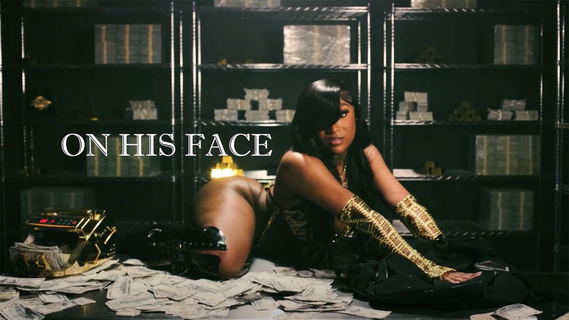 Wombat's twerk mix - On his face