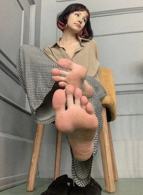 JOI Countdown to beautiful Feet <3 (CEI Ending :3)