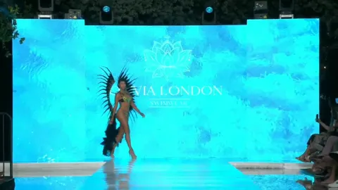 First attempt-Latto Lottery x Swimsuit fashion show 