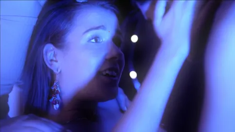 AYAPMV Lesbian Paradise