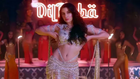 Non Nude - Nora Fatehi - Indian Actress - Sexy Dance PMV