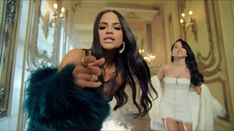 Sin Pijama- Becky G & Natti Natasha | Latina Teen PMV