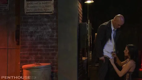 Kortney Kane sucks dick