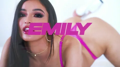 Emily Willis (Bang Bang PMV)