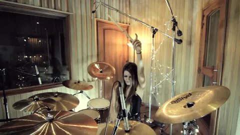 Enter Sandman (Metallica) [re-encode] [re-audio]