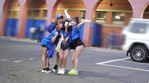 65B Party train (devilish)