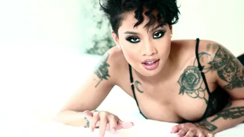 HONEY GOLD DIVA EDIT