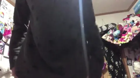 Little D, Small D - BNWO PMV