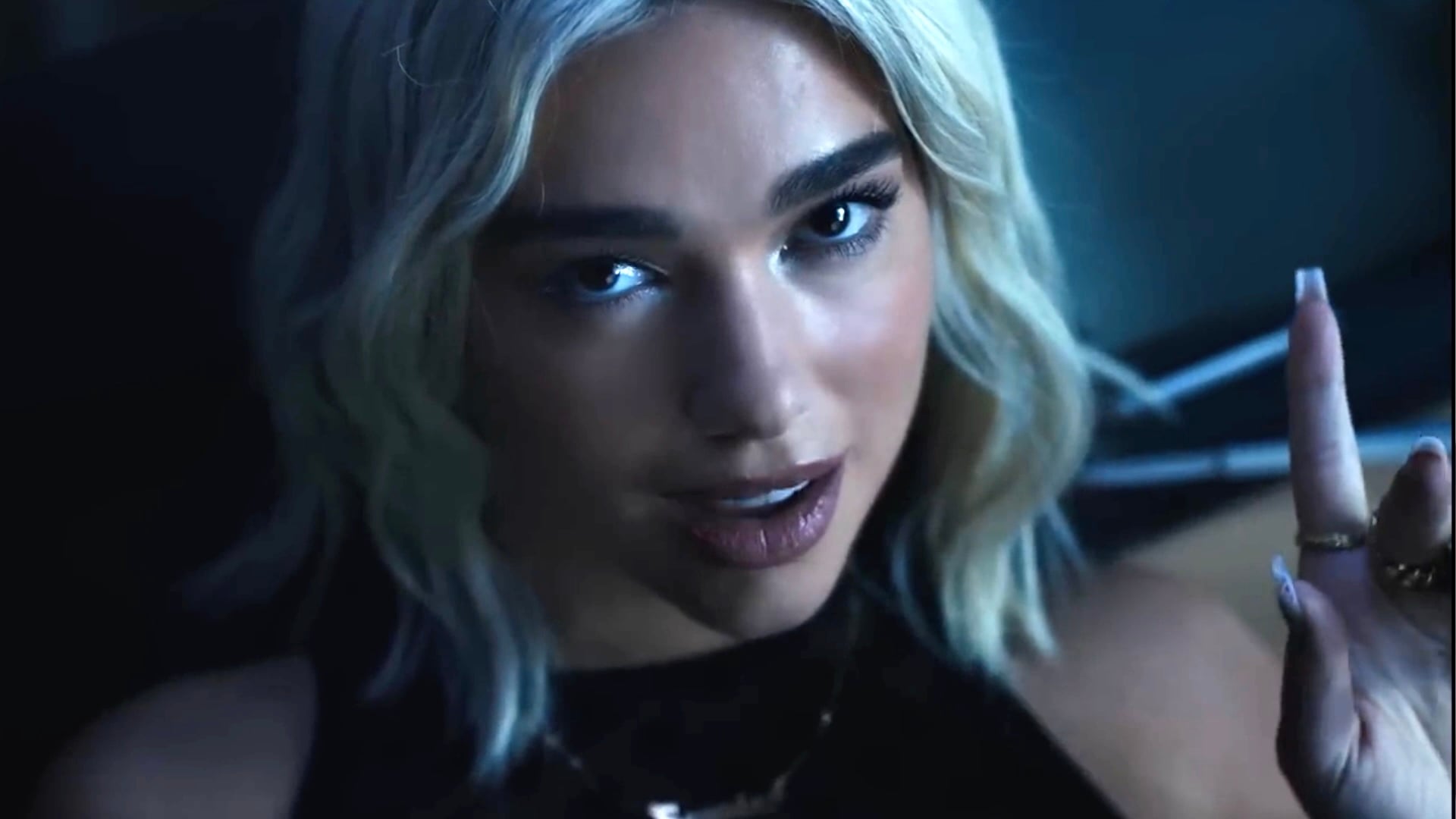 levitating (Blacked PMV)