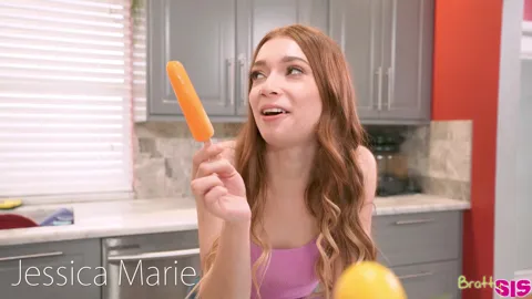 242 - Maroon 5 - Moves Like Jagger