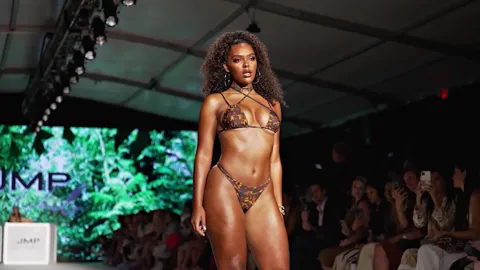 WAP: Sexy Bitches Compilation Makes You Cum (1080p)