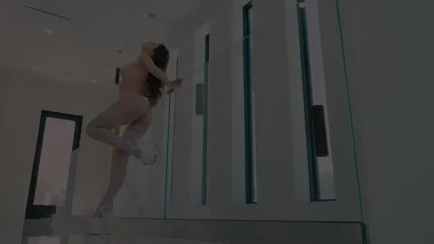 Bibi (비비) & Becky G - Amigos